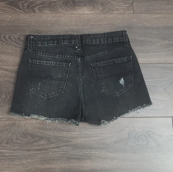 4/25$ Arizona Jean Co Distressed Denim High Rise Shorts - Picture 2 of 8